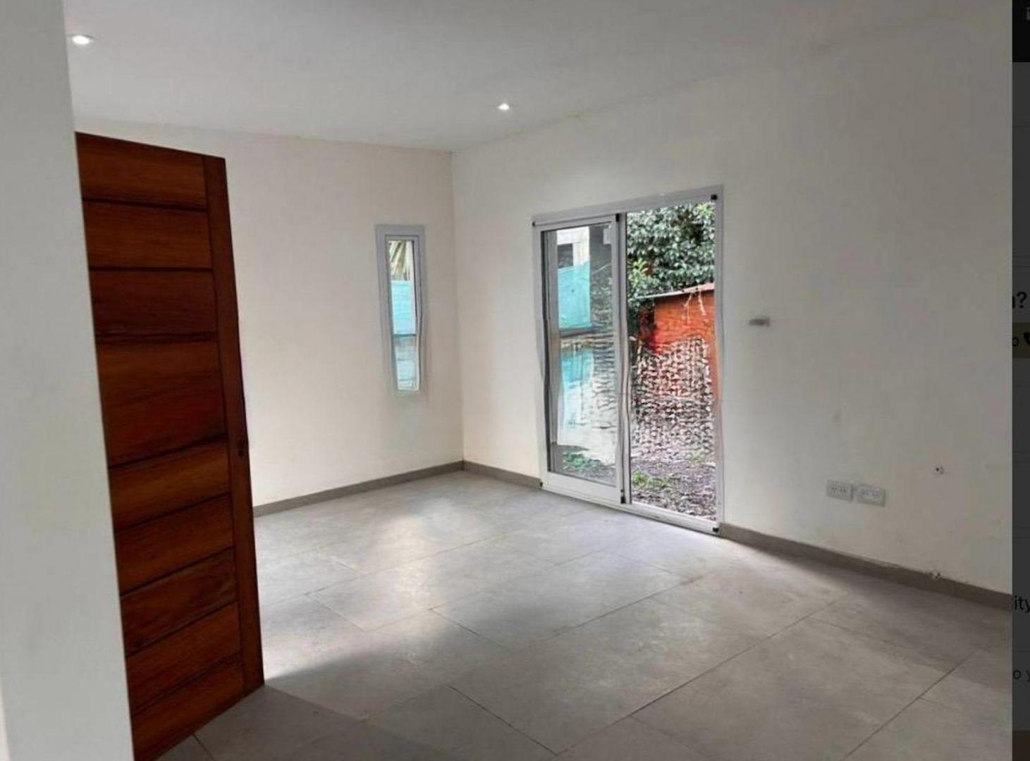 Foto de CASA EN VENTA CITY BELL 2 DORMITORIOS, imagen 2