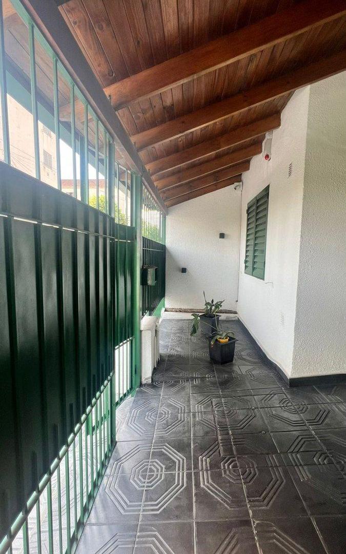 Foto de CASA EN VENTA LA PLATA 2 DORMITORIOS, imagen 2
