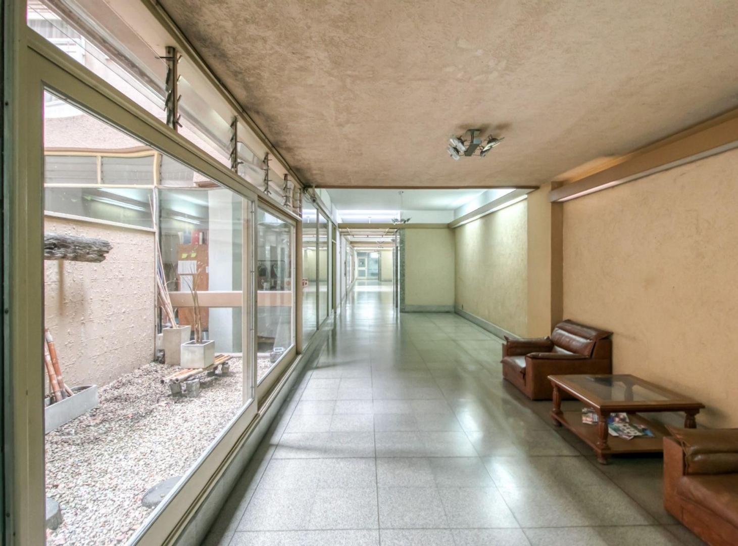 Foto de Oficina en venta, La Plata. Centro comercial, imagen 3