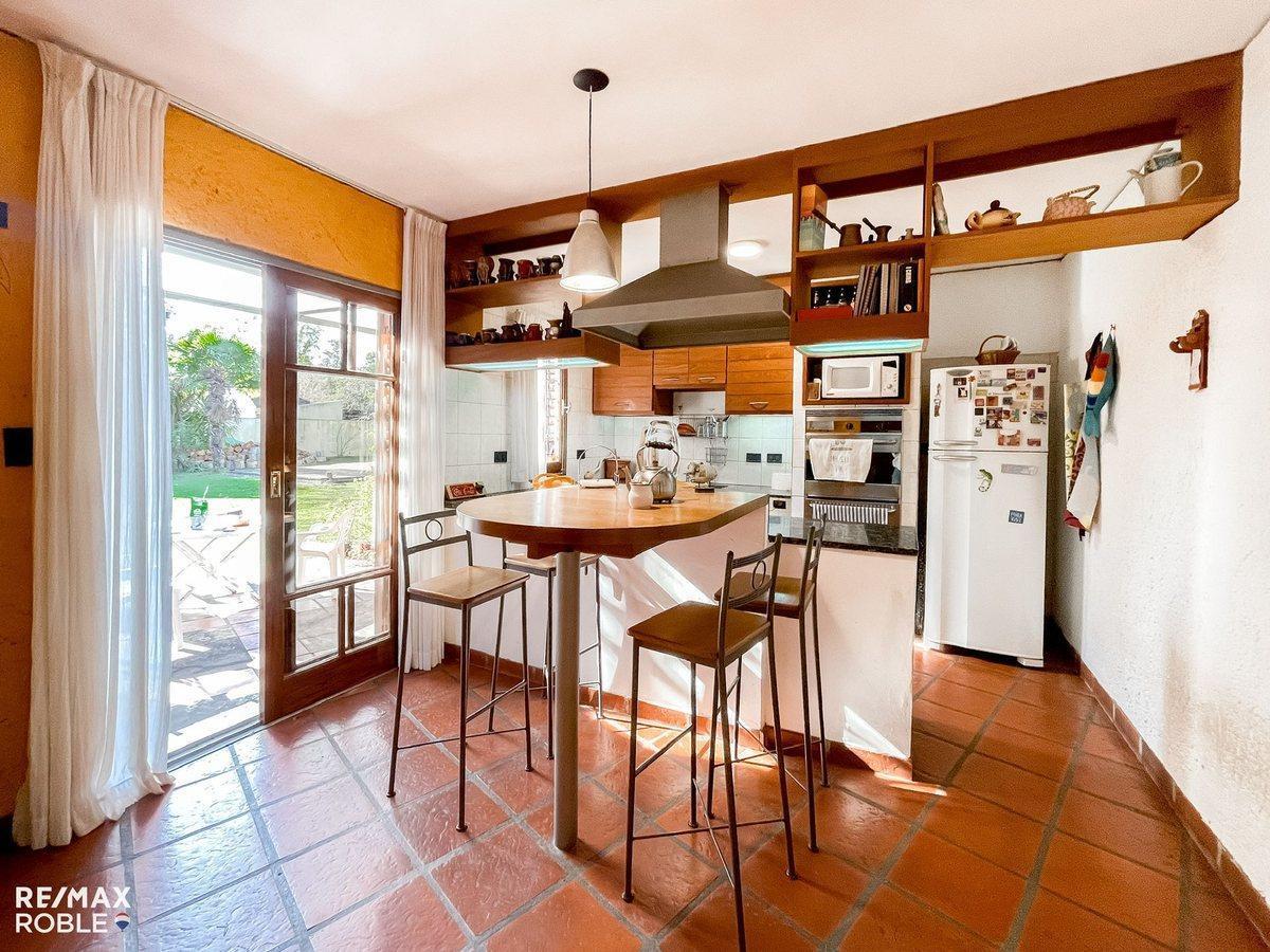 Foto de Casa en venta Villa Elisa 3 dormitorios con parque, imagen 4