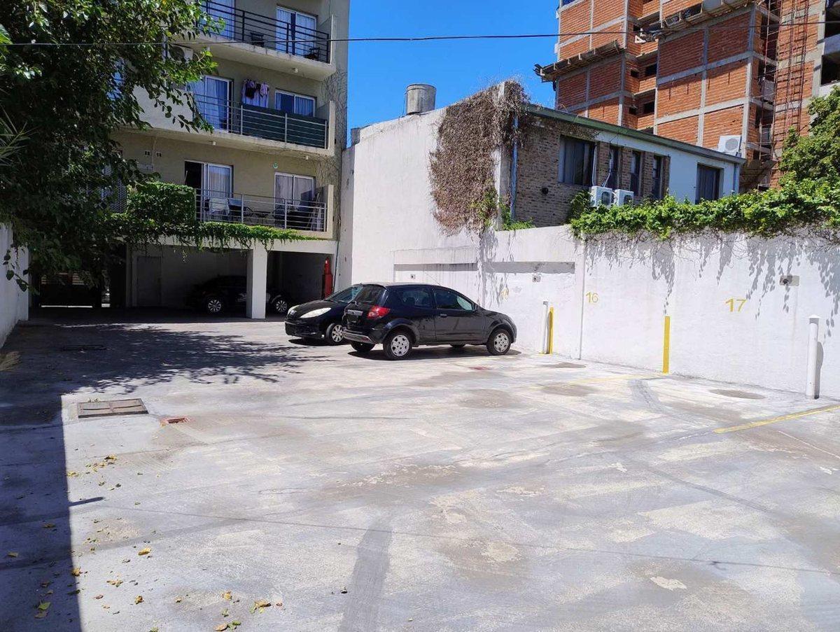 Foto de Cochera en venta, La Plata, imagen 3