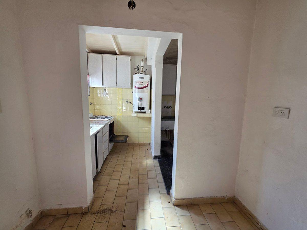 Foto de DEPARTAMENTO EN VENTA LA PLATA A RECICLAR, imagen 4