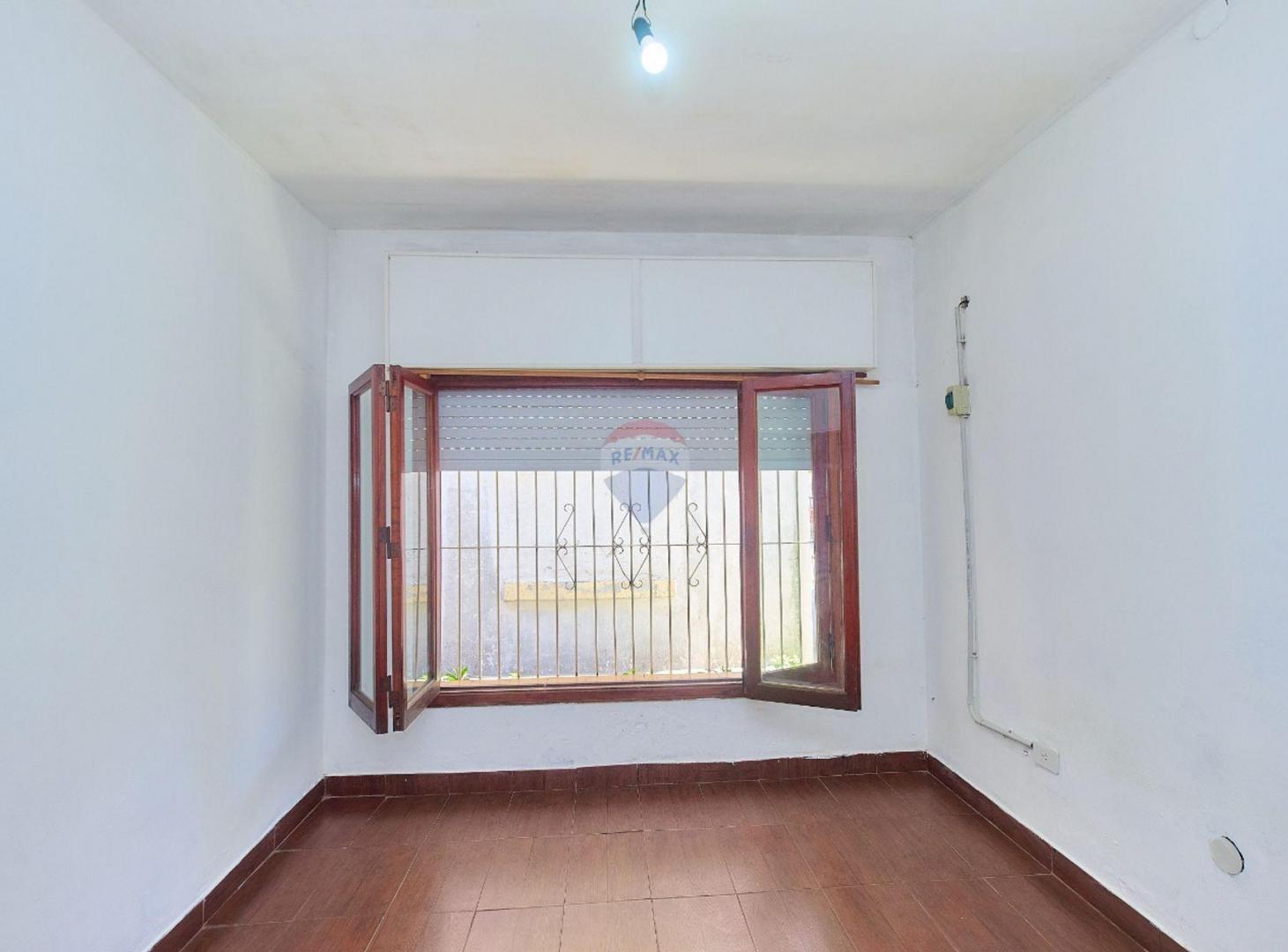 Foto de PH EN VENTA BERAZATEGUI 3 AMBIENTES COCHERA, imagen 3