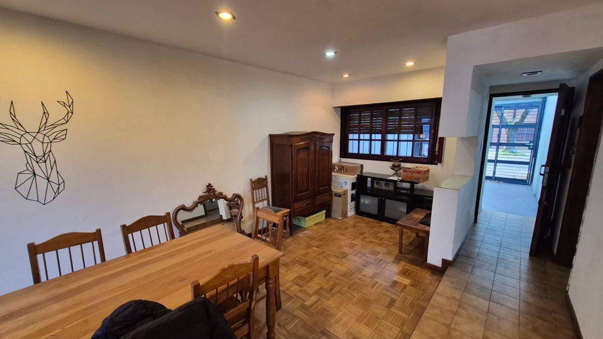 Foto de CASA EN VENTA LA PLATA 2 DORMITORIOS PARQUE, imagen 4