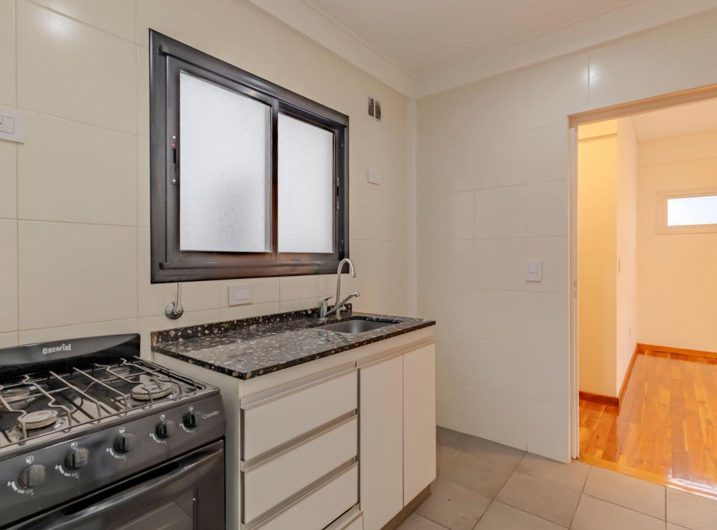 Foto de SEMIPISO EN VENTA LA PLATA CENTRO APTO BANCO, imagen 3