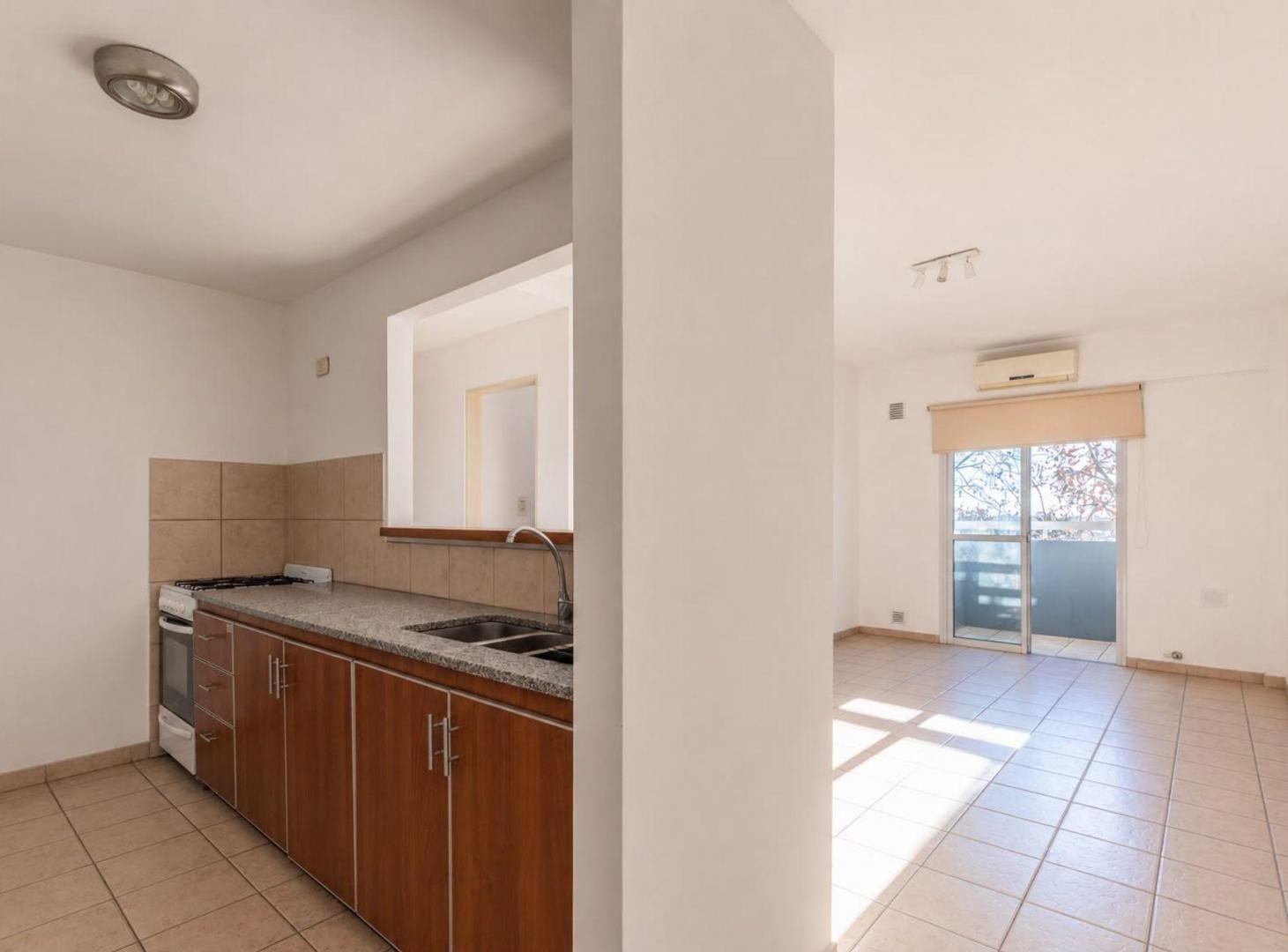 Foto de DEPARTAMENTO EN VENTA LA PLATA 1 DORMITORIO, imagen 1