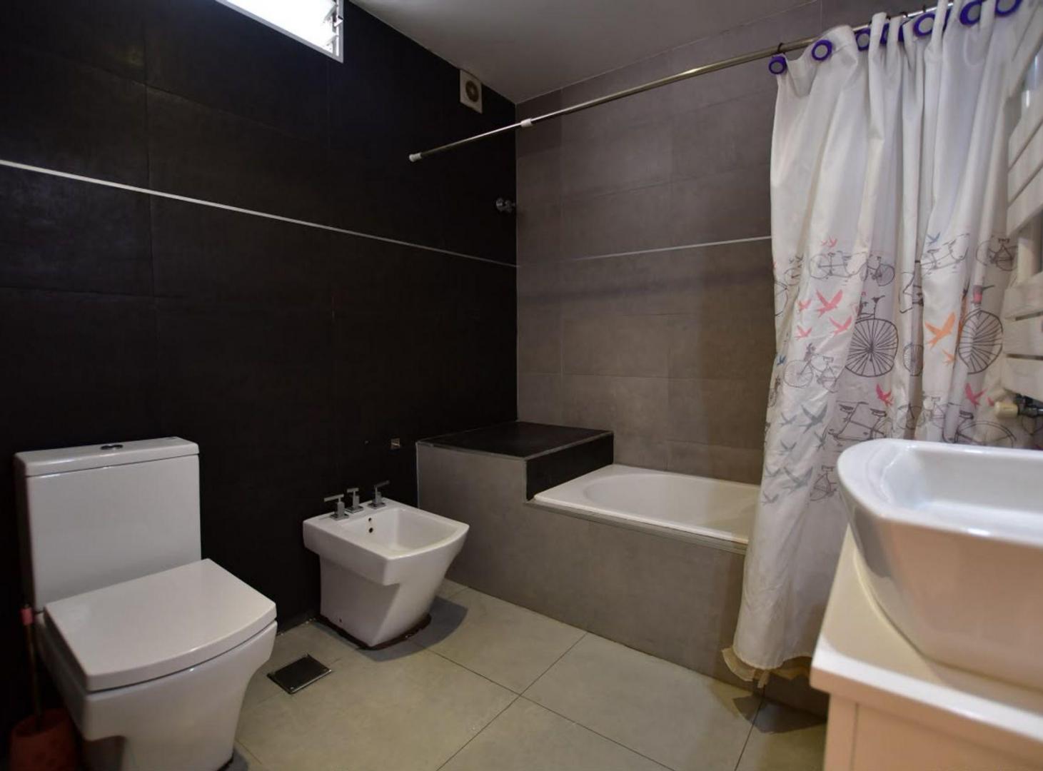 Foto de CASA EN VENTA LA PLATA, imagen 5