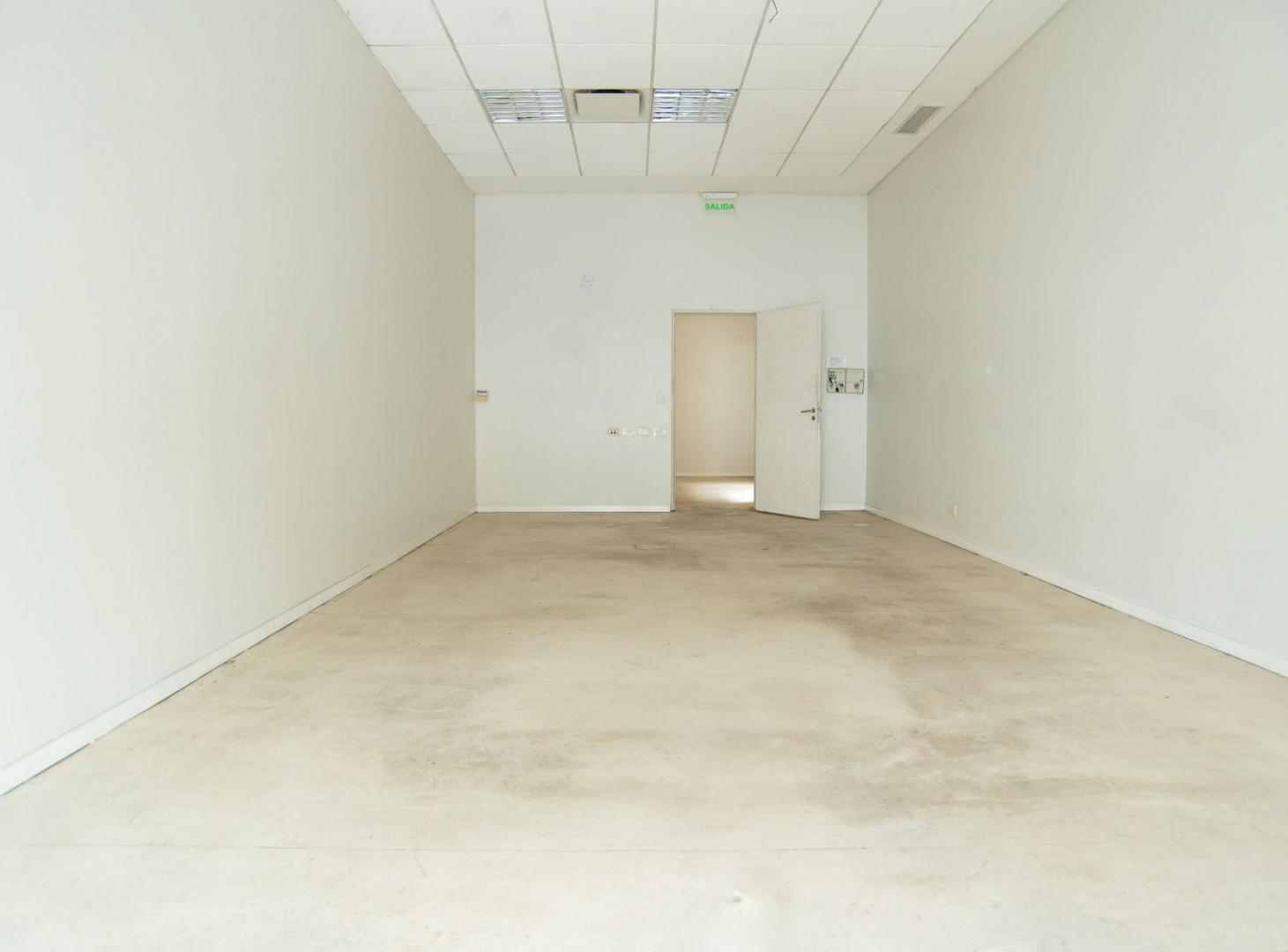 Foto de LOCAL COMERCIAL EN VENTA LA PLATA CENTRO, imagen 2