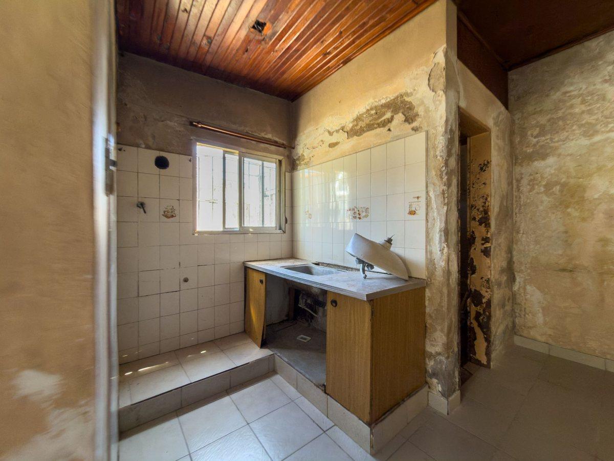Foto de CASA EN VENTA LOS HORNOS CON GARAGE + DEPARTAMENTO, imagen 3