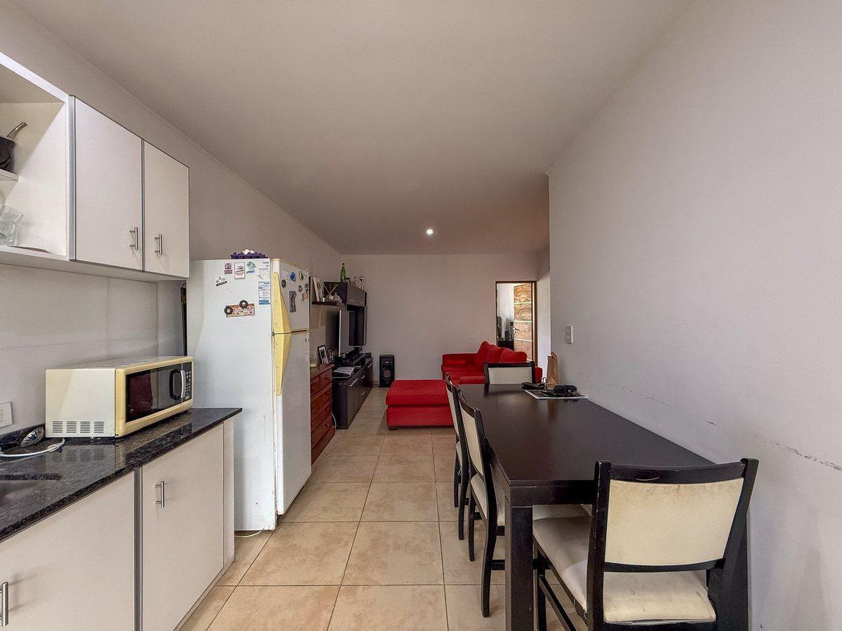 Foto de PH EN VENTA LA PLATA 2 DORMITORIOS APTA BANCO, imagen 2