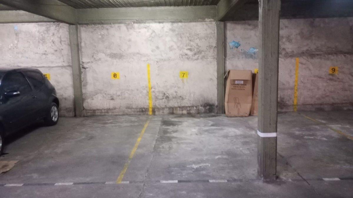 Foto de COCHERA EN VENTA LA PLATA CENTRO PORTON AUTOMATICO, imagen 1