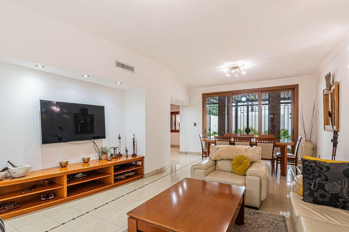 Foto de CASA EN VENTA LA PLATA EN PARQUE SAN MARTÍN, imagen 3
