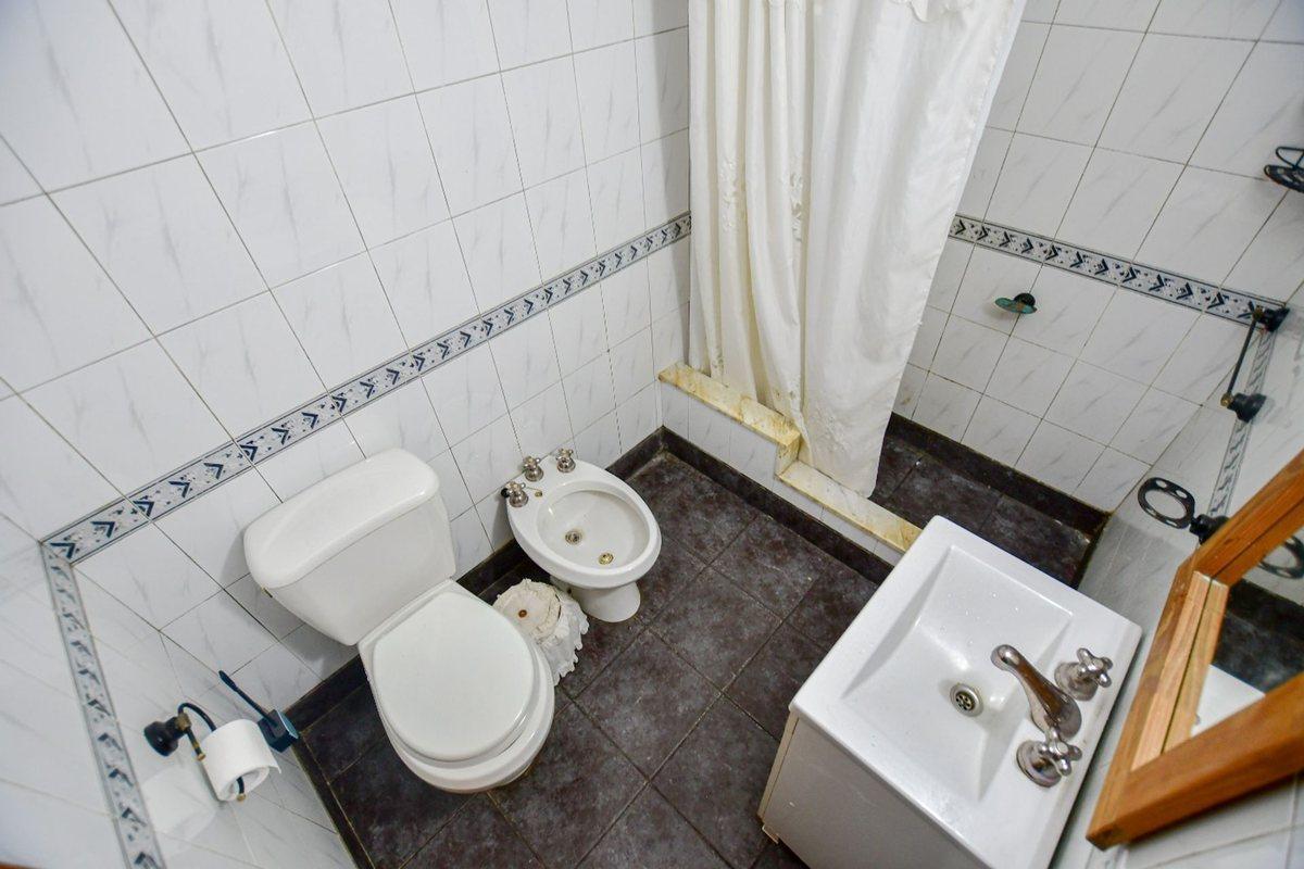 Foto de CASA VENTA BERISSO 2 DORMITORIOS QUINCHO PLAYROOM, imagen 5