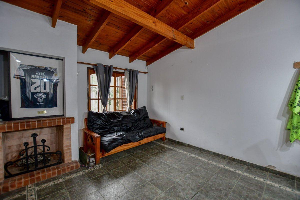 Foto de CASA VENTA BERISSO 2 DORMITORIOS QUINCHO PLAYROOM, imagen 3