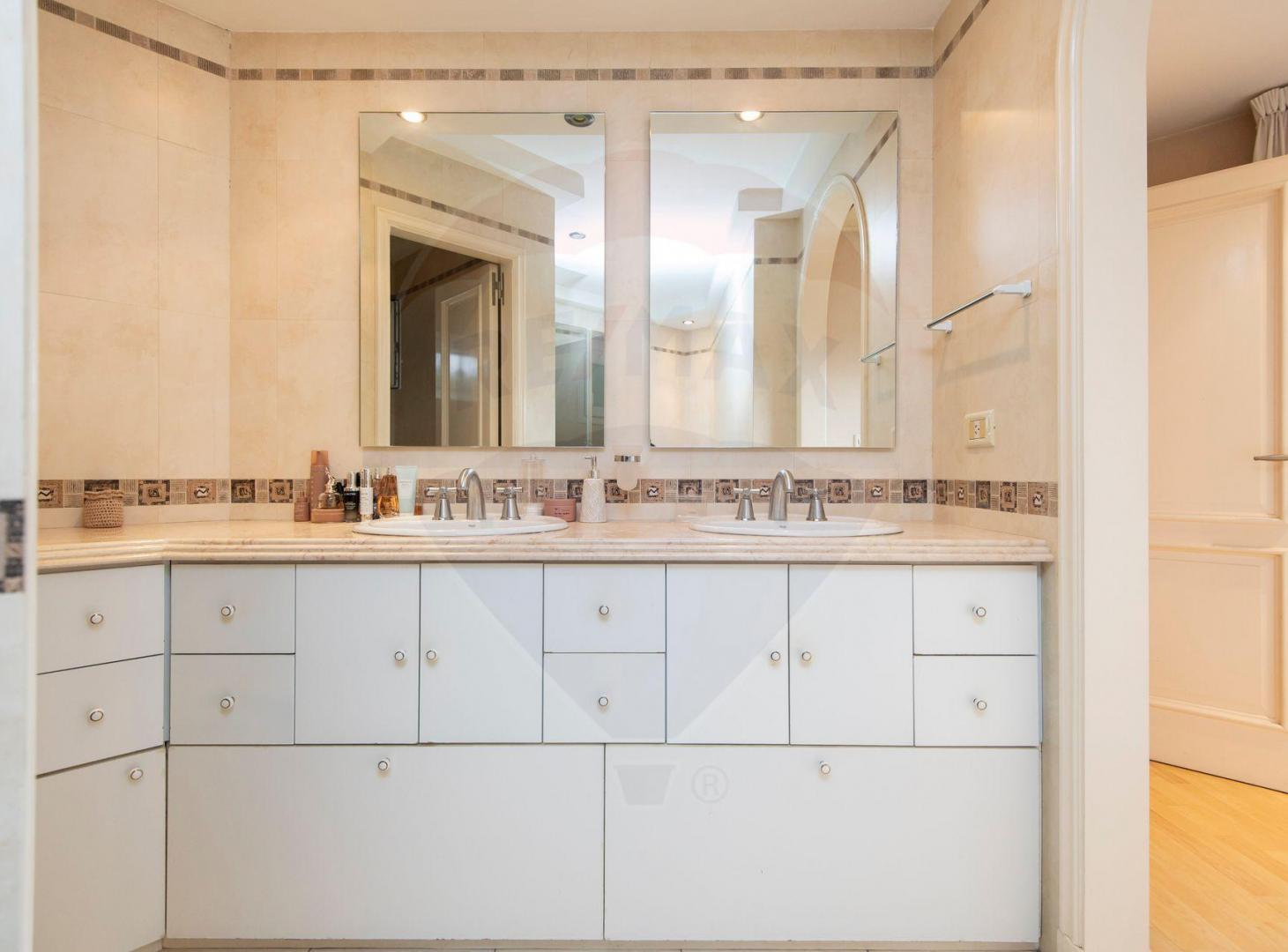 Foto de CASA EN VENTA QUILMES LOS CEDROS 7 AMBIENTES, imagen 4