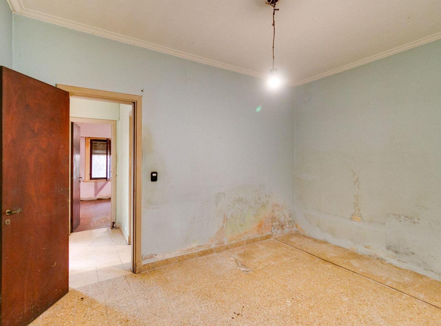 Foto de Casa en venta, Gonnet. 3 dormitorios y parque, imagen 3