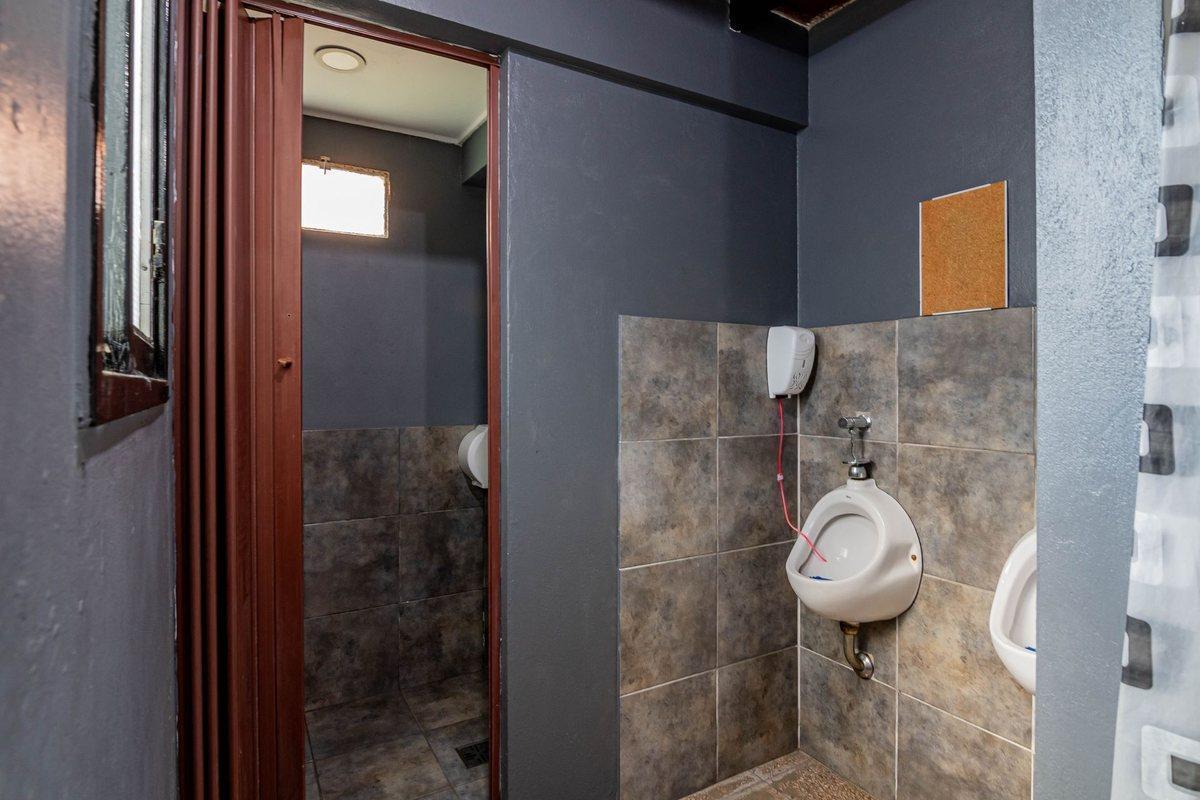 Foto de Local en venta La Plata, imagen 3