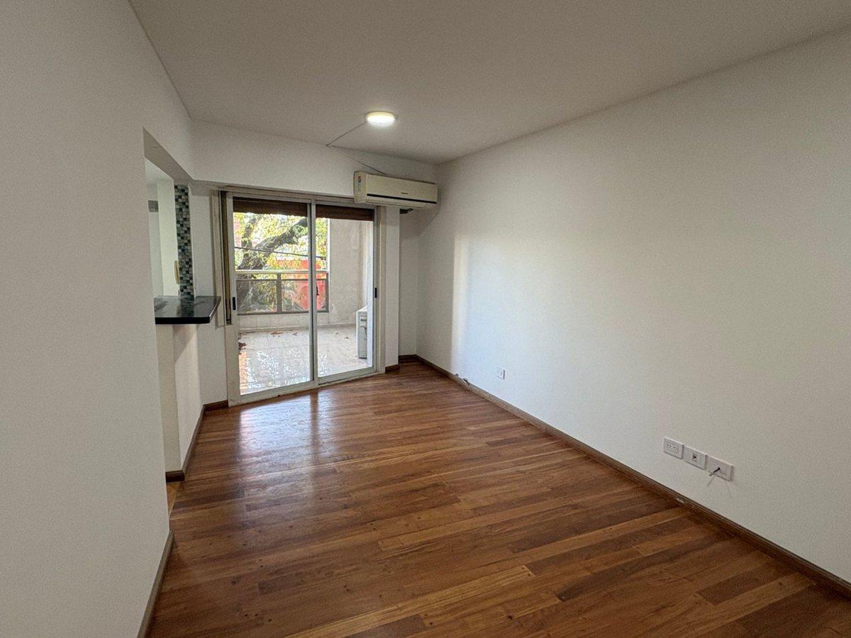 Foto de DEPARTAMENTO VENTA LA PLATA 2 DORMITORIOS COCHERA, imagen 2