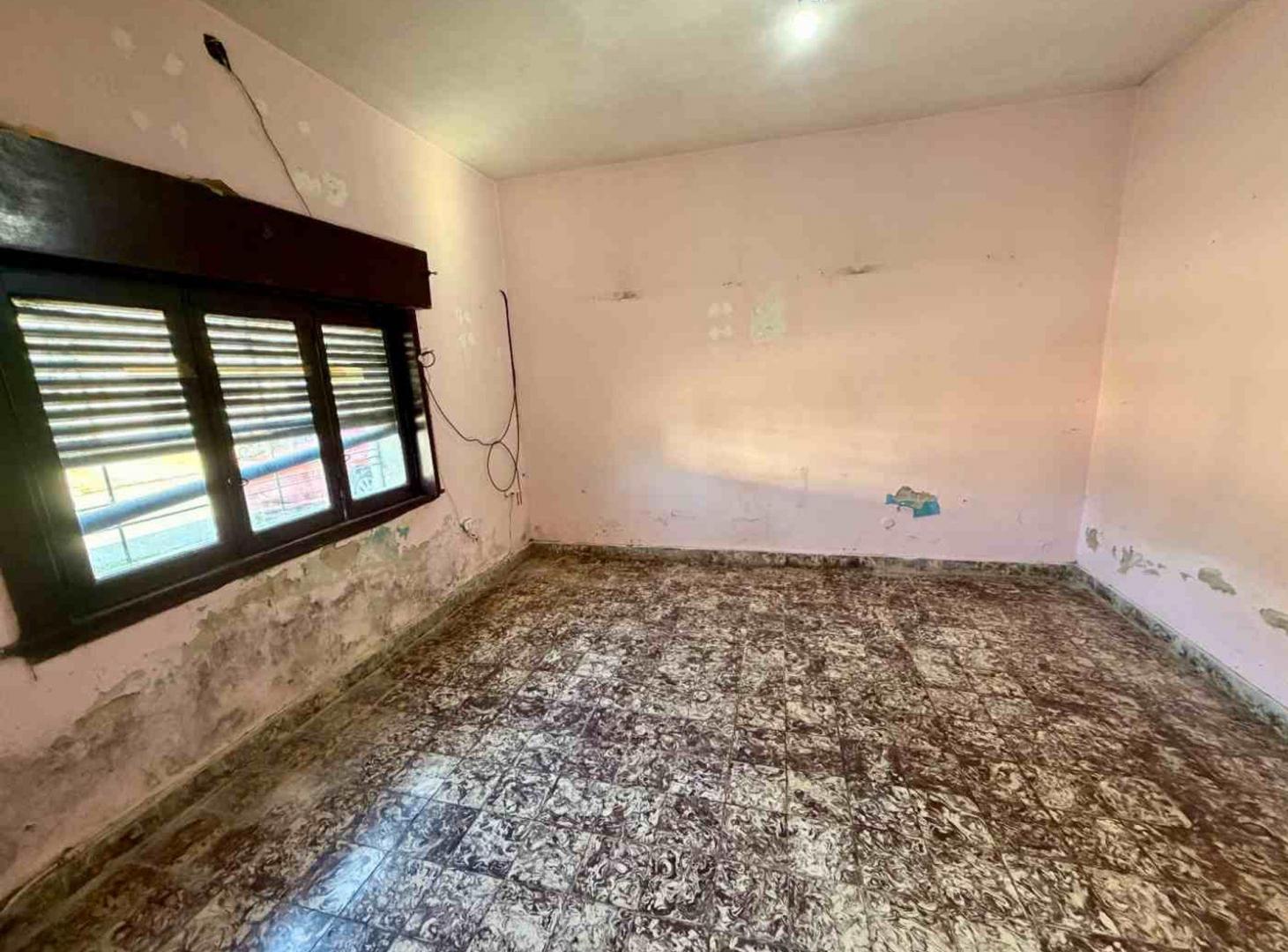 Foto de CASA EN VENTA FLORENCIO VARELA 3 AMBIENTES PATIO, imagen 4