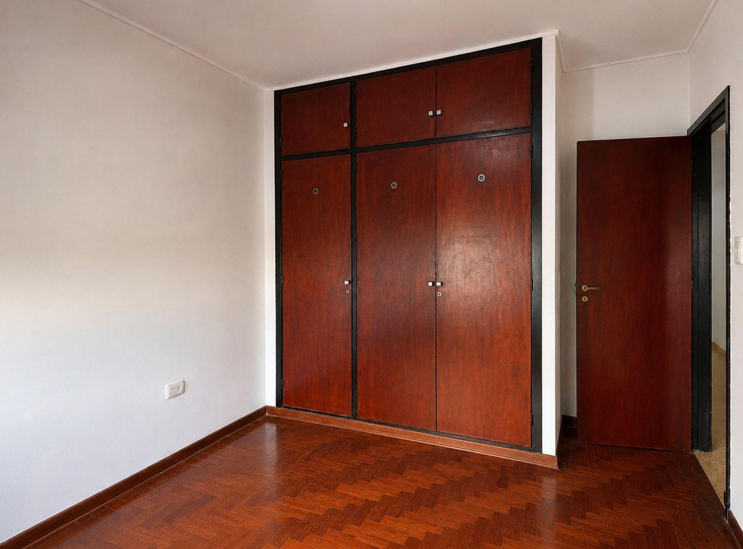 Foto de DEPARTAMENTO EN VENTA LA PLATA 3 AMBIENTES, imagen 4