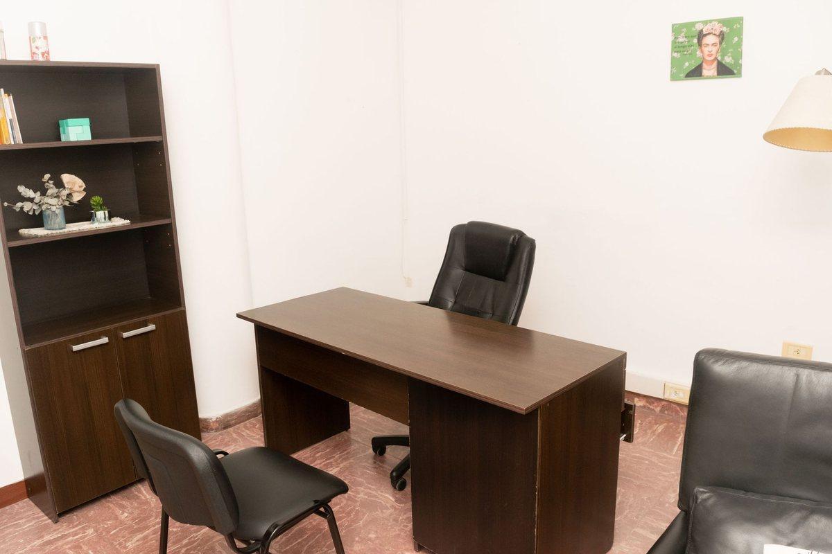 Foto de OFICINA EN VENTA LA PLATA, imagen 2