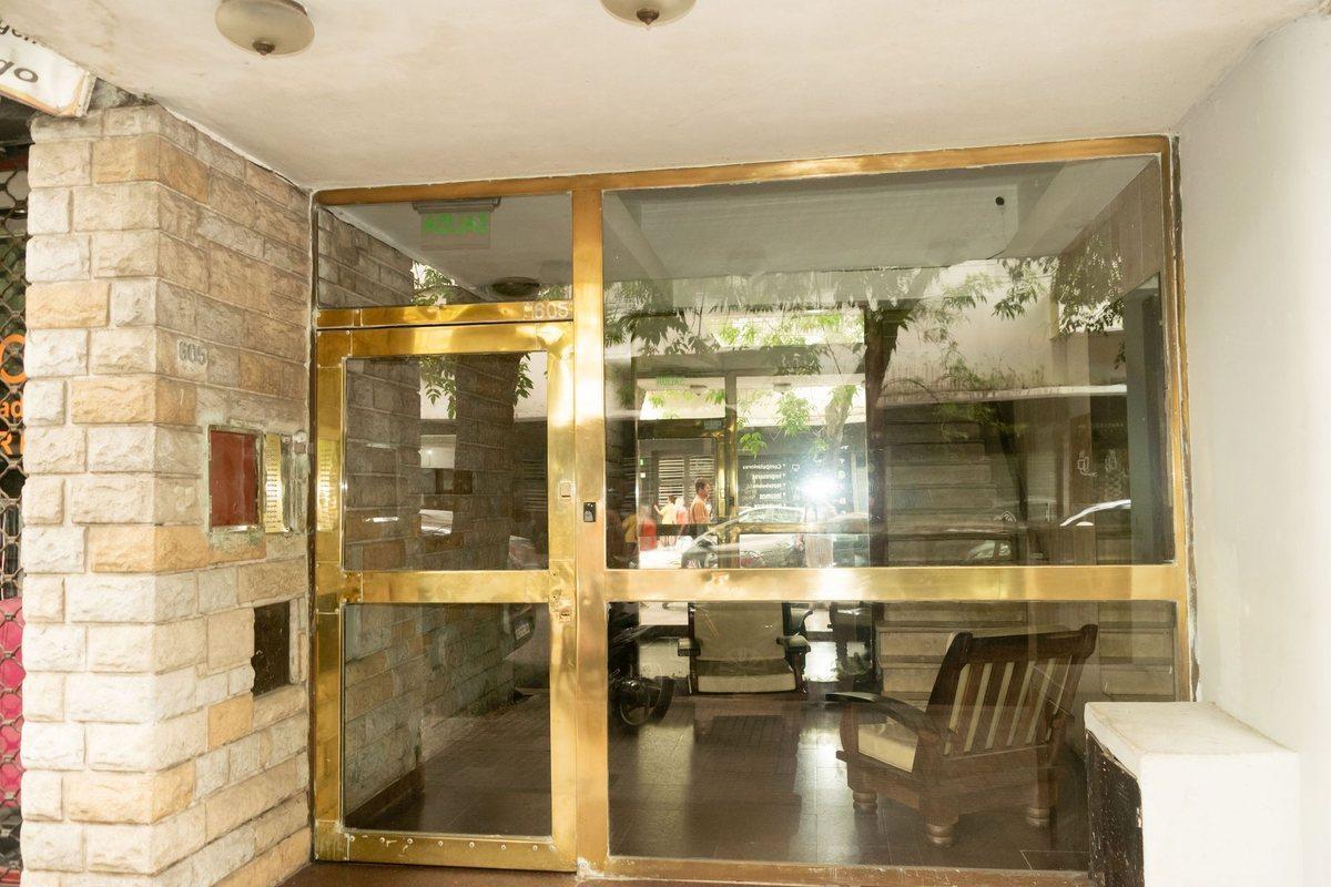 Foto de OFICINA EN VENTA LA PLATA, imagen 4
