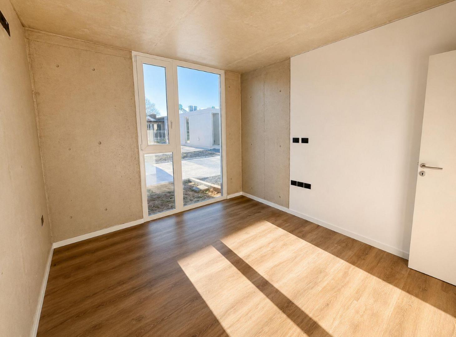 Foto de CASA VENTA GONNET 1 DORMITORIO COCHERA A ESTRENAR, imagen 5