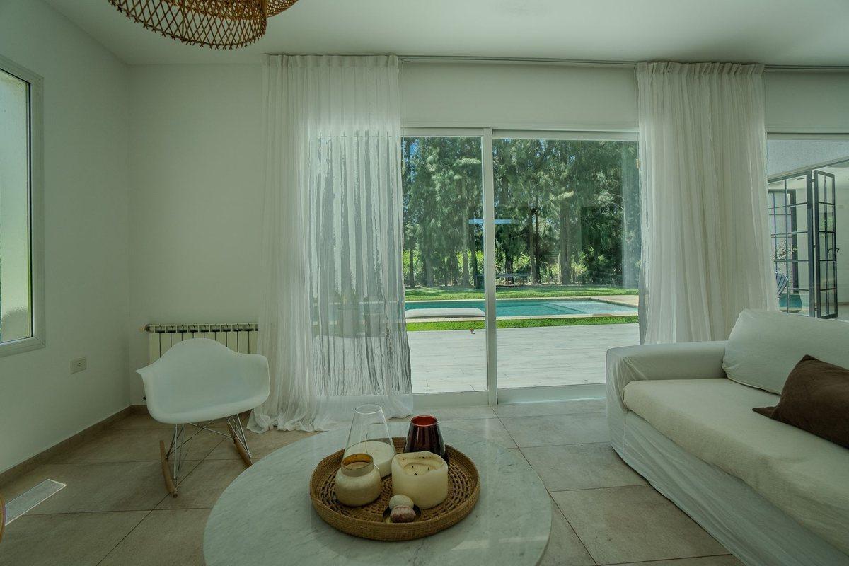 Foto de Casa En Venta Barrio Privado Altos De Brandsen, imagen 4