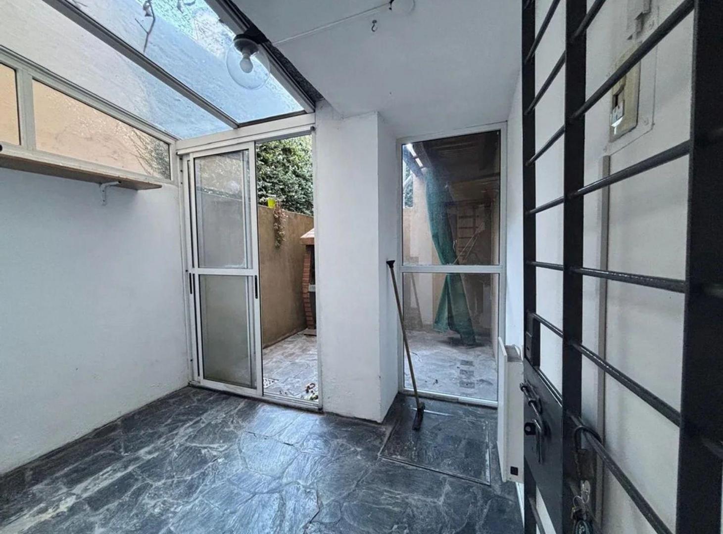 Foto de Departamento Venta La Plata 2 Dormitorios y patio, imagen 3