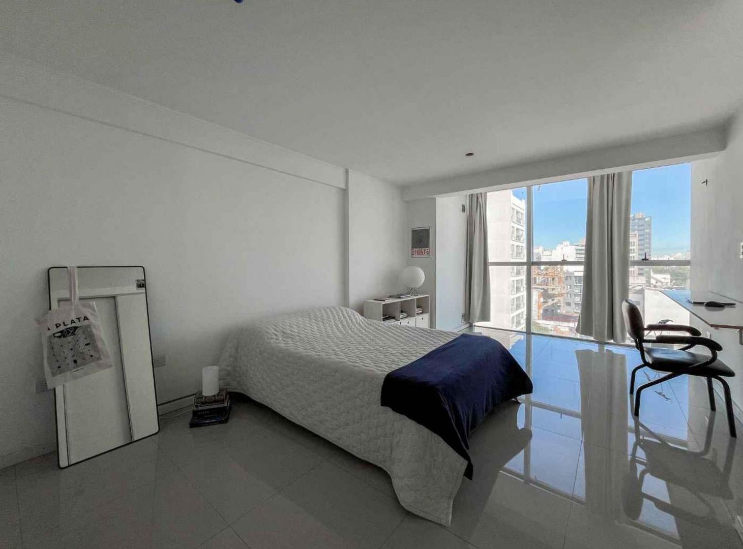 Foto de MONOAMBIENTE EN VENTA LA PLATA COCHERA, imagen 1