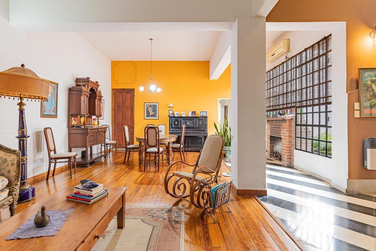 Foto de Casa en venta en La Plata 4 dormitorios, imagen 1