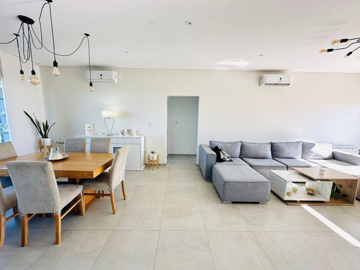 Foto de CASA EN VENTA BARRIO PRIVADO MAGALLANES, HUDSON, imagen 1