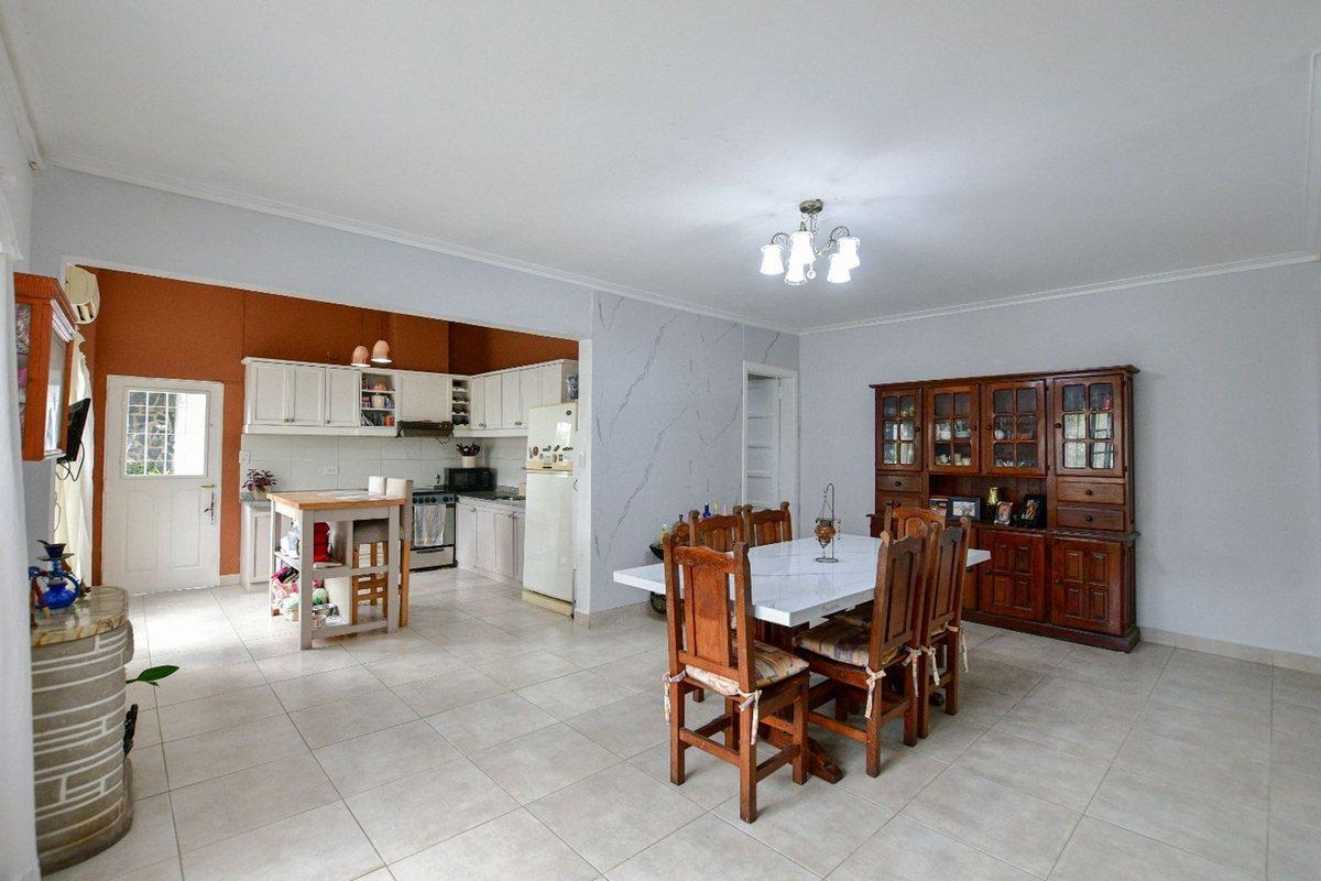 Foto de CASA EN VENTA TOLOSA LA PLATA 3 DORMITORIOS, imagen 5