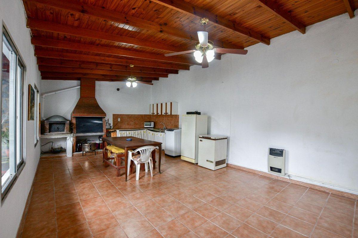 Foto de CASA EN VENTA TOLOSA LA PLATA 3 DORMITORIOS, imagen 4