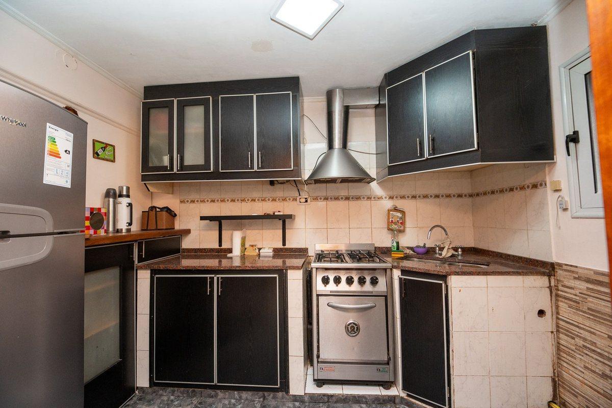 Foto de CASA EN VENTA VILLA ELISA 4 DORMITORIOS COCHERA, imagen 2