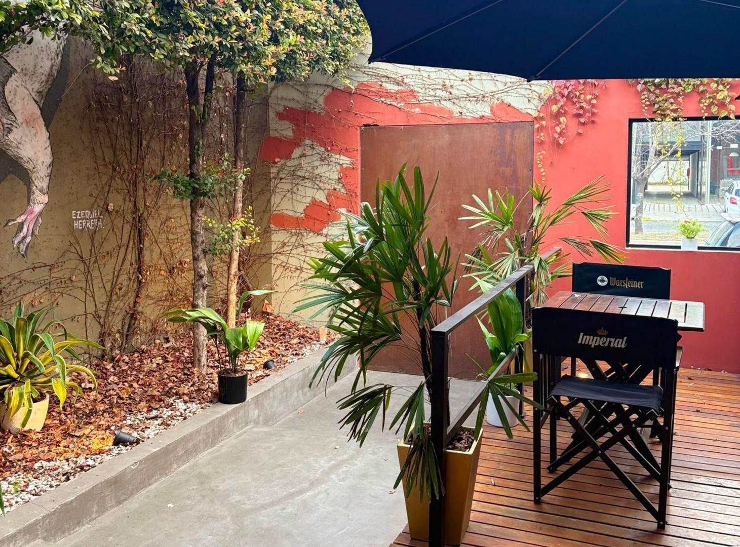 Foto de LOCAL COMERCIAL EN VENTA LA PLATA, imagen 2