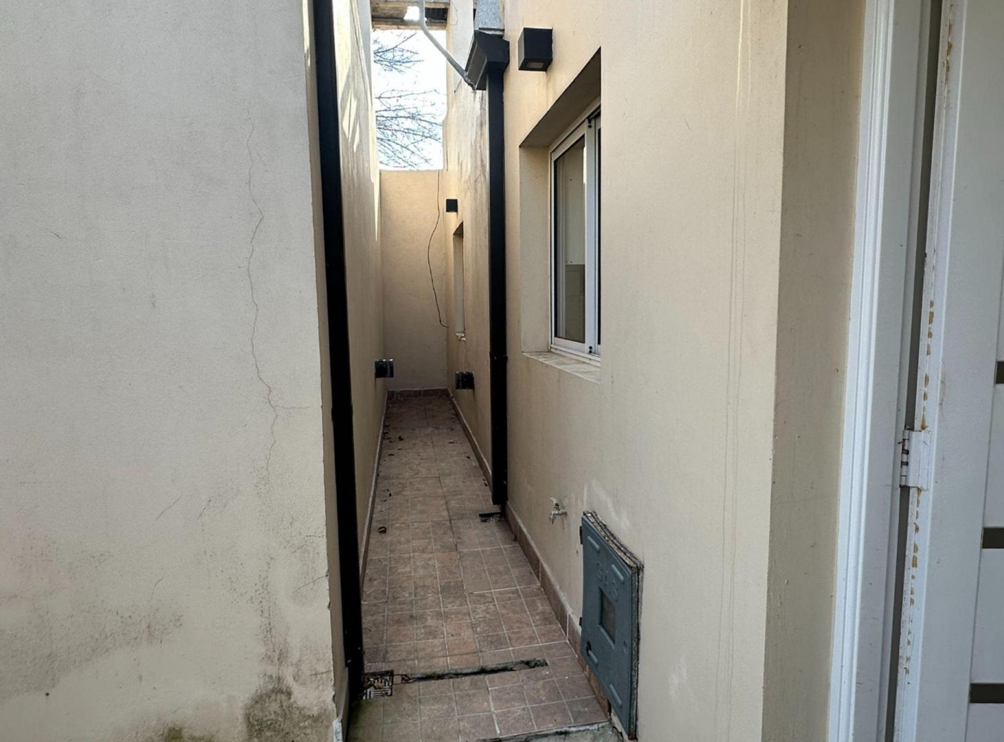 Foto de DEPARTAMENTO PH EN VENTA LA PLATA 2 DORMITORIOS, imagen 2