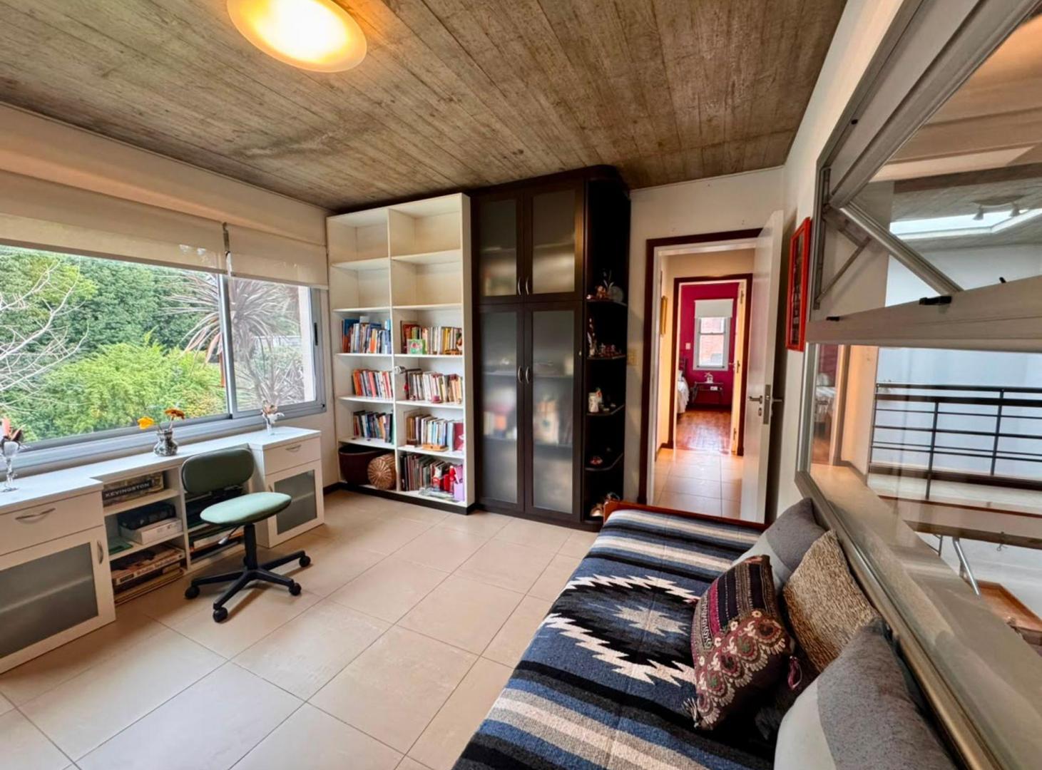 Foto de Casa venta Fincas de Iraola I 5 ambientes Permuta, imagen 4