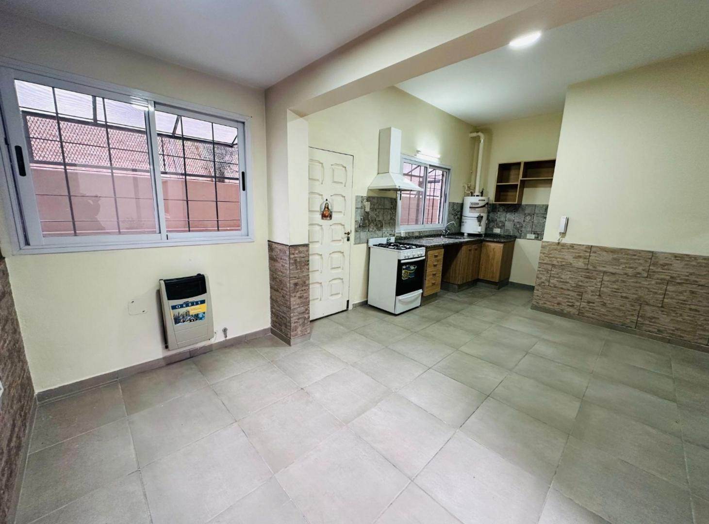 Foto de PH ALQUILER VILLA DOMINICO2 AMBIENTES SIN EXPENSAS, imagen 5
