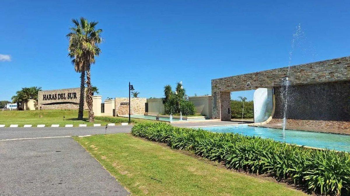 Foto de LOTE EN VENTA HARAS DEL SUR III ESCRITURADO 2000m, imagen 2