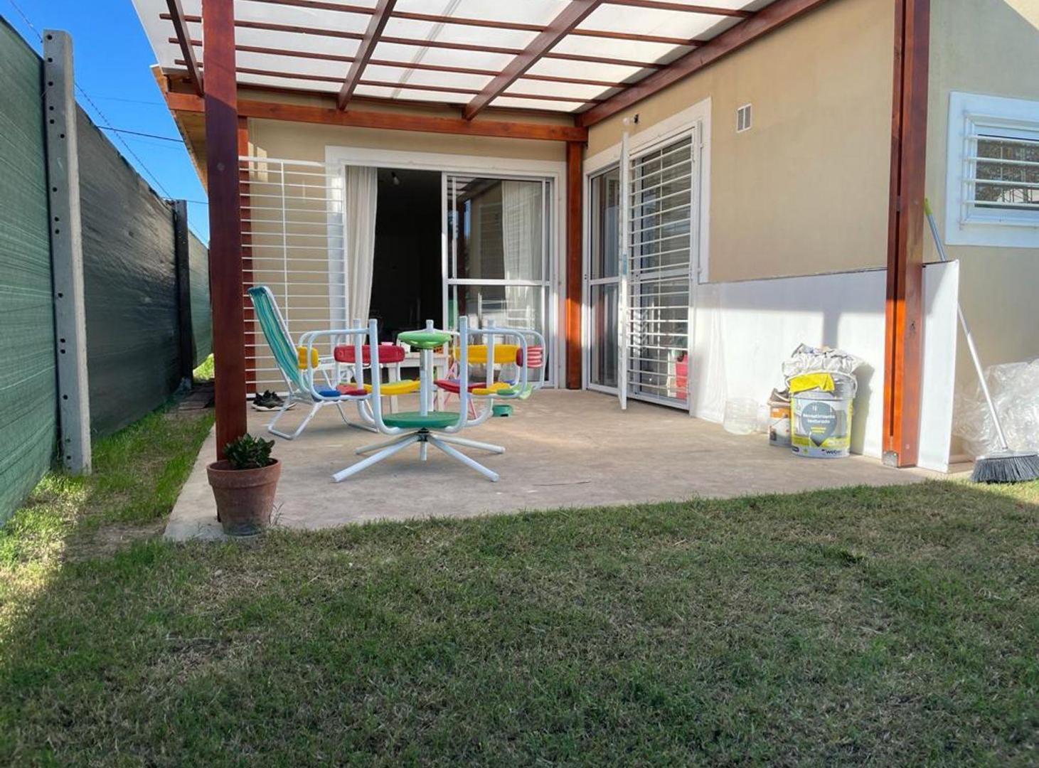 Foto de CASA EN VENTA LA PLATA BARRIO LA AURORA, imagen 2