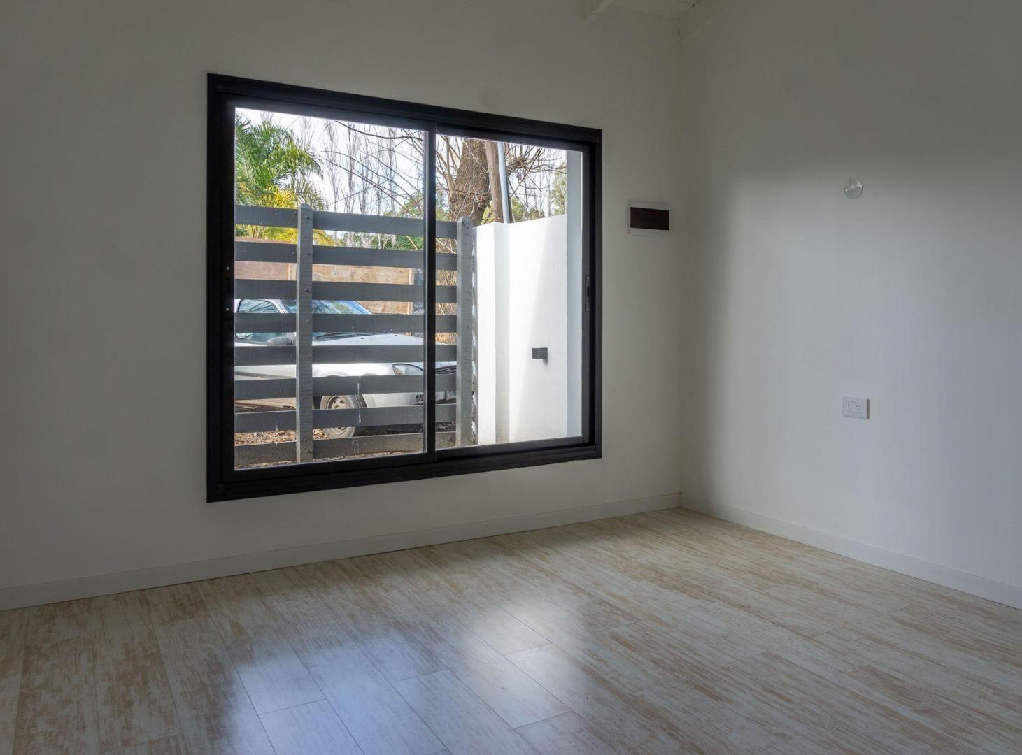 Foto de Casa en venta Manuel B Gonnet dos dormitorios, imagen 2