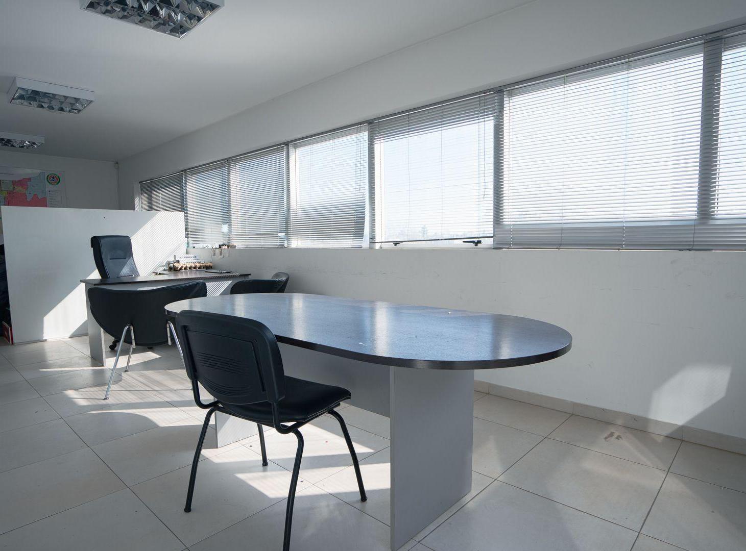 Foto de EDIFICIO COMERCIAL EN VENTA LA PLATA, imagen 2