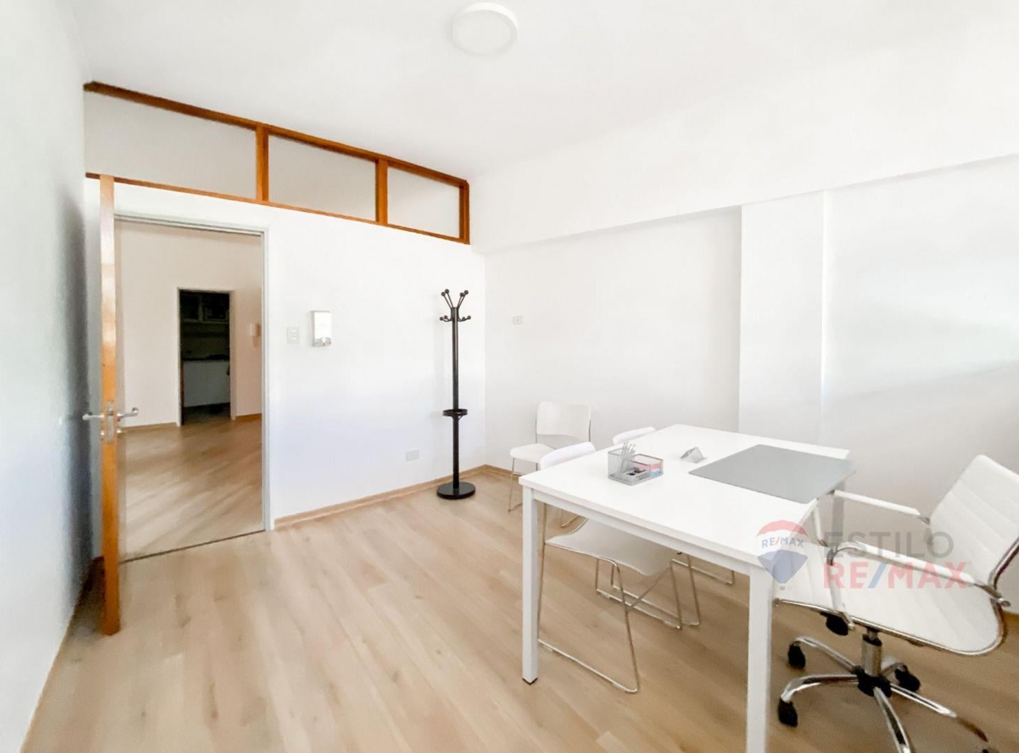 Foto de Oficina en Venta 2 despachos La Plata Centro 84 m2, imagen 2