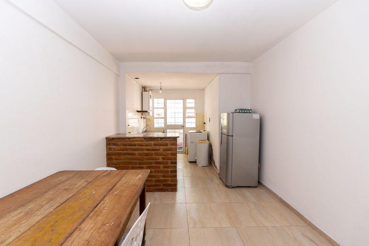 Foto de DEPARTAMENTO VENTA LOS HORNOS 2 DORMITORIOS GARAJE, imagen 4