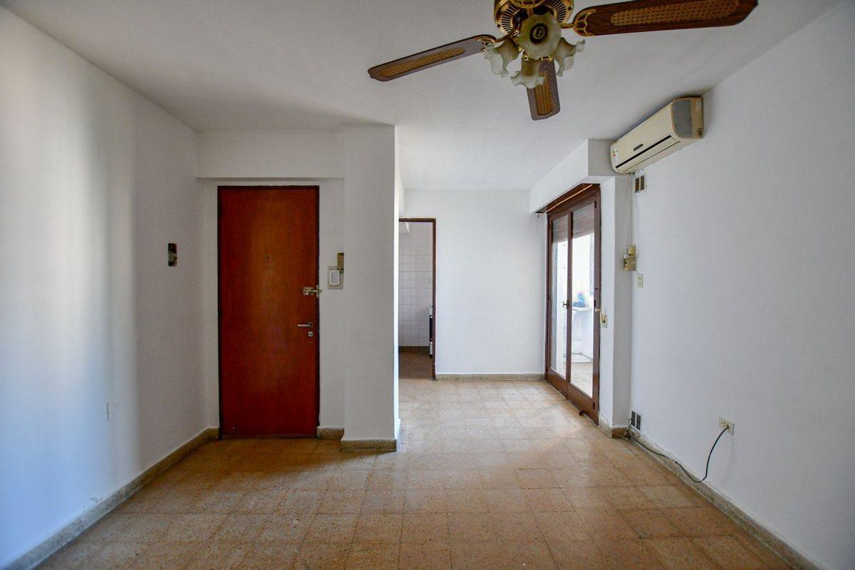Foto de DEPARTAMENTO EN VENTA EN LA PLATA 2 DORMITORIOS, imagen 3
