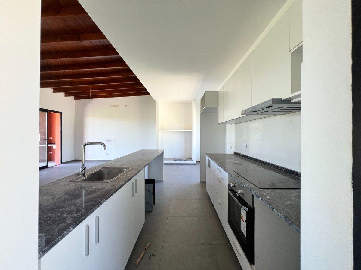 Foto de CASA EN VENTA LOBOS 3 DORMITORIOS LA FEDERALA, imagen 5