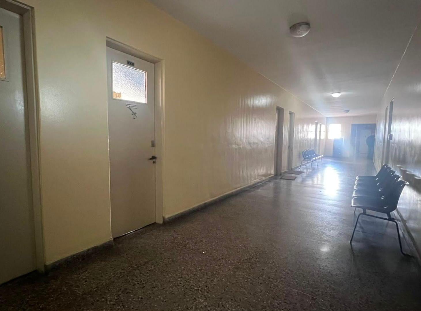 Foto de OFICINA EN VENTA LA PLATA CENTRO, imagen 2