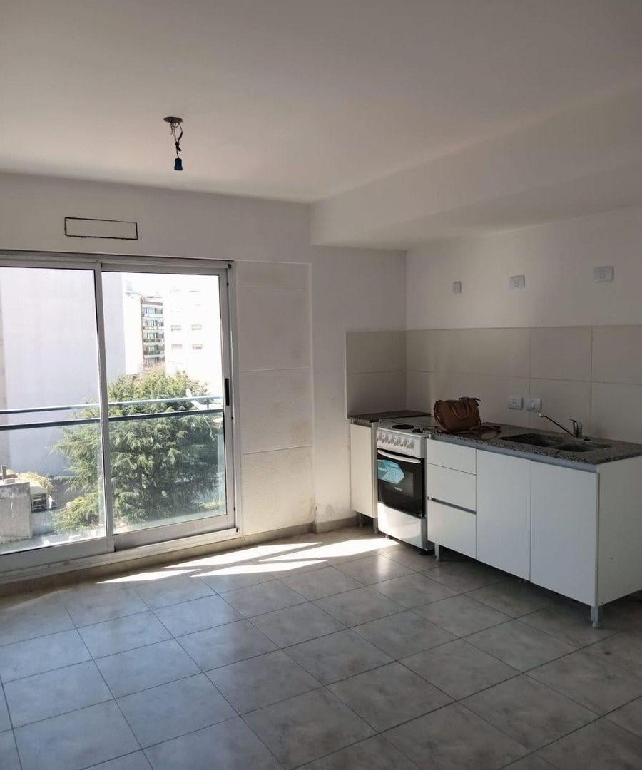 Foto de DEPARTAMENTO EN VENTA EN LA PLATA 1 DORMITORIO, imagen 3