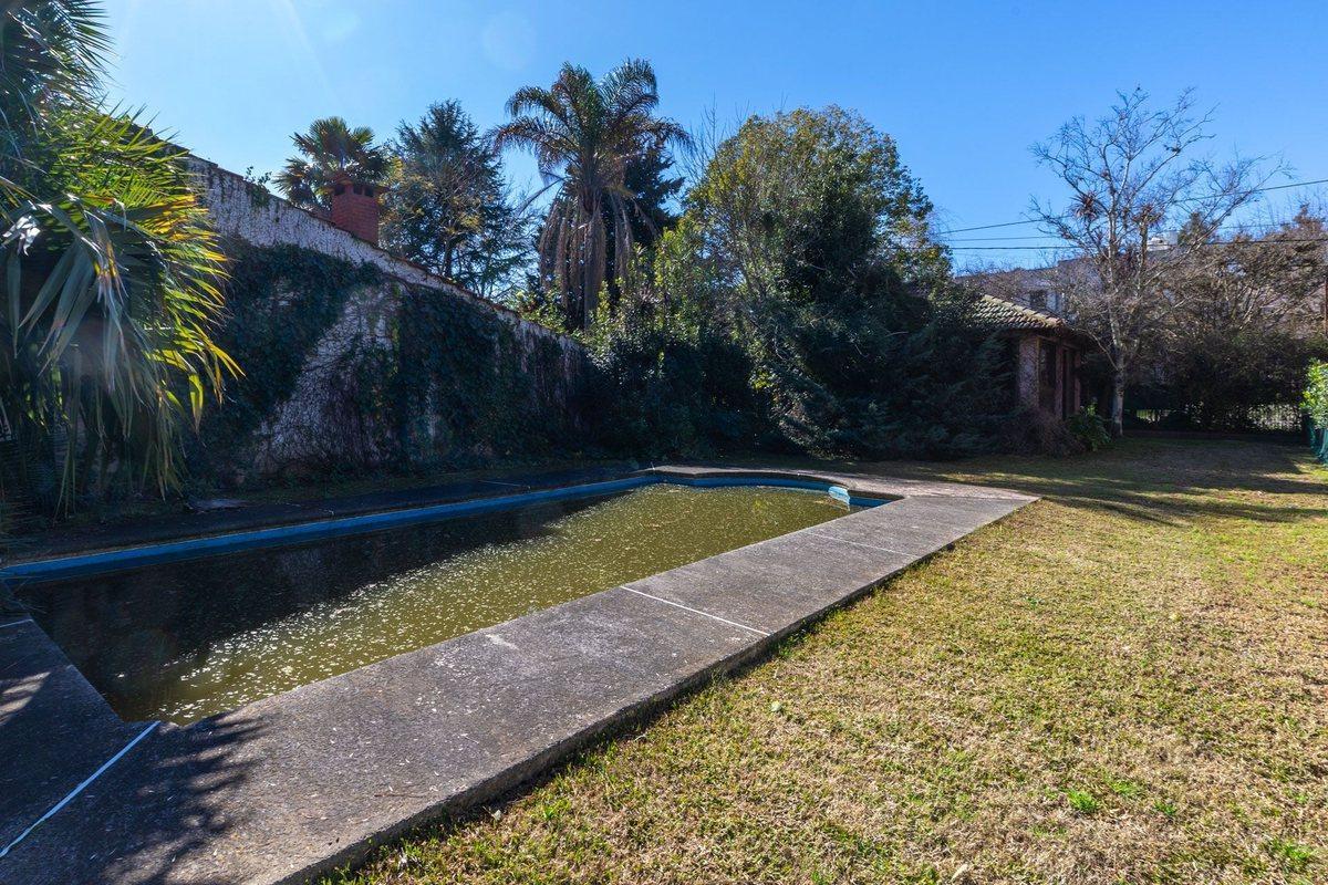 Foto de LOTE EN VENTA LA PLATA PILETA, imagen 2